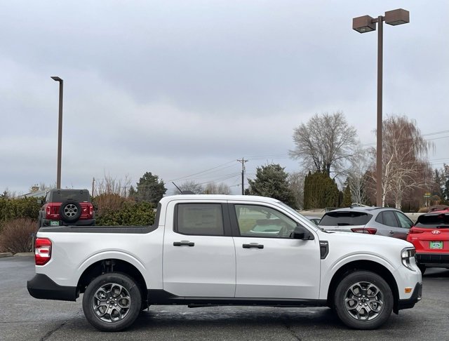 New 2026 Ford Maverick XLT w/ XLT Luxury Package image 2