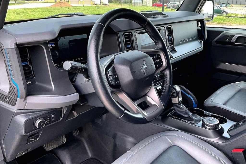 Used 2022 Ford Bronco Black Diamond image 13