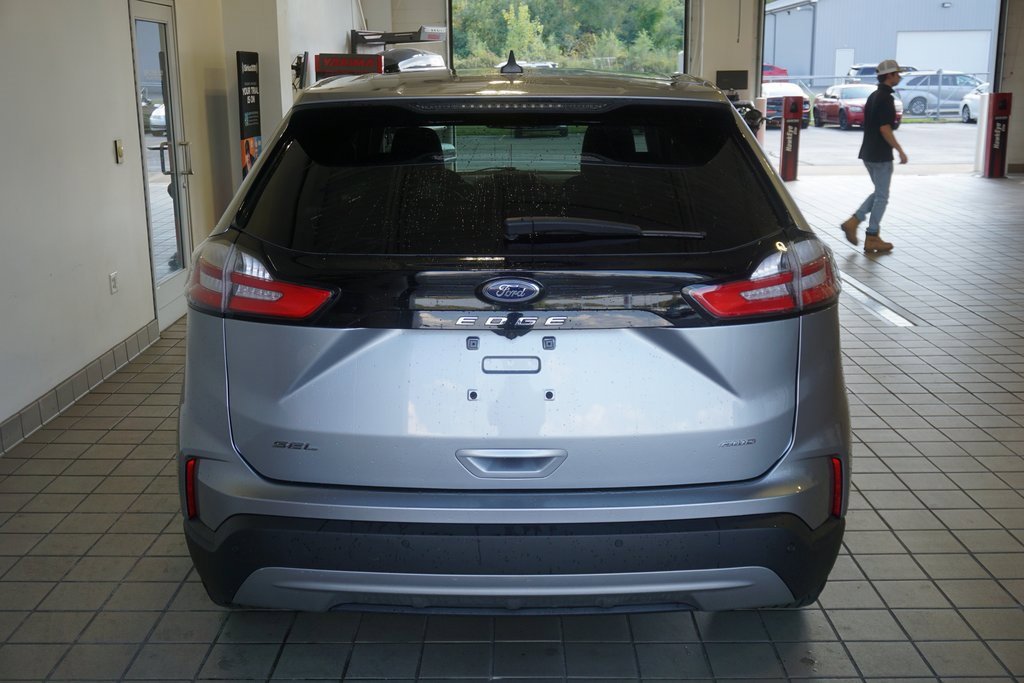 Used 2023 Ford Edge SEL image 15