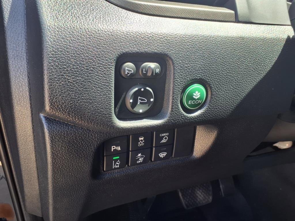 Used 2025 Honda Ridgeline TrailSport image 18