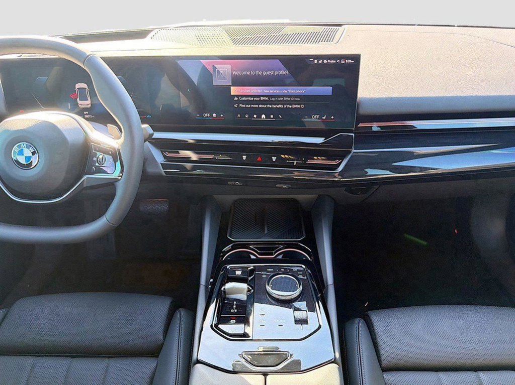 New 2026 BMW 530i xDrive w/ Premium Package AWD/4WD image 20