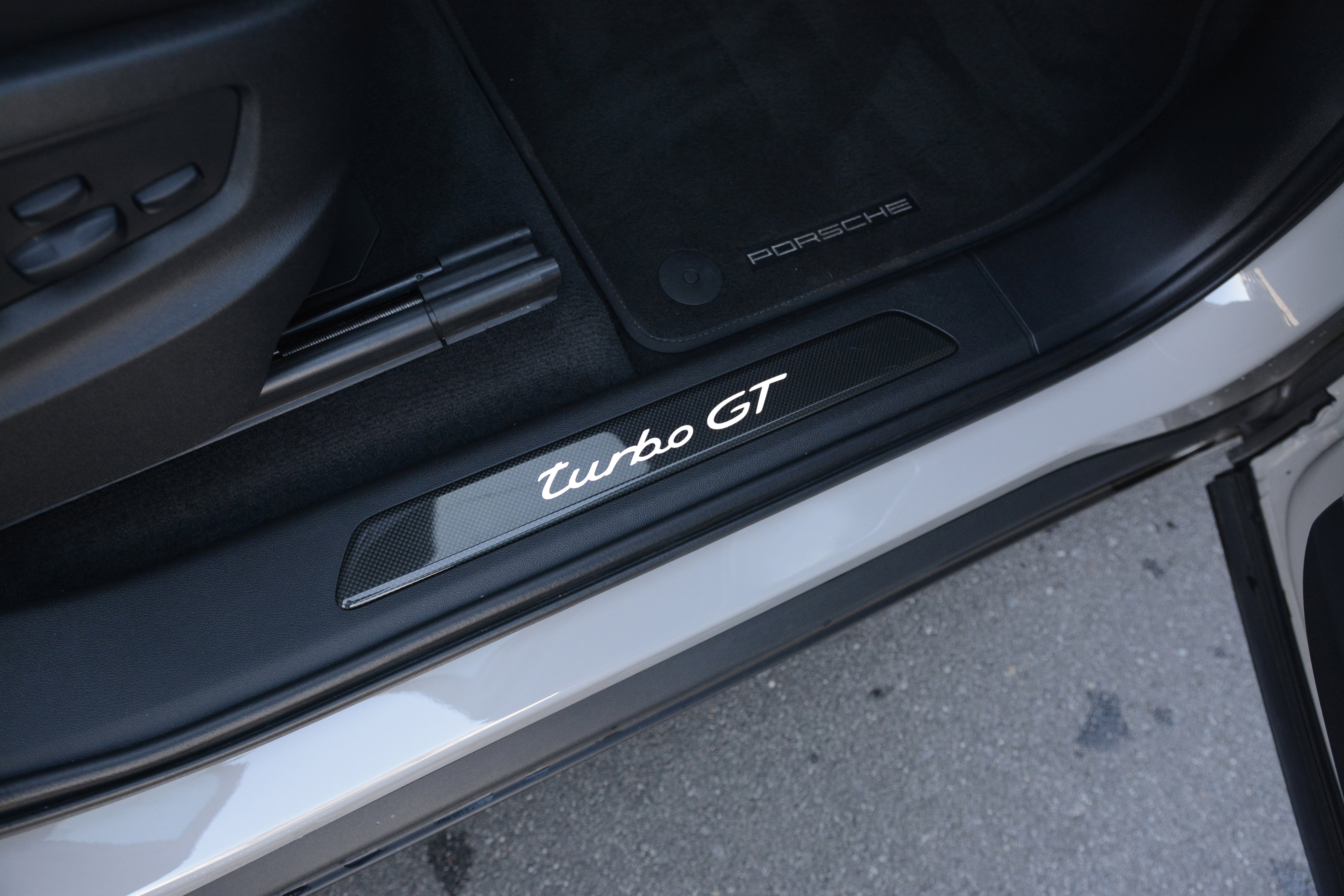 Certified 2022 Porsche Cayenne Turbo GT image 29