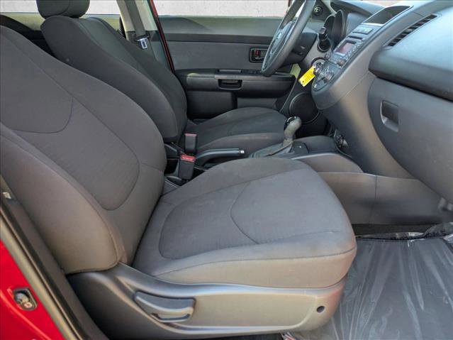 Used 2013 Kia Soul image 19