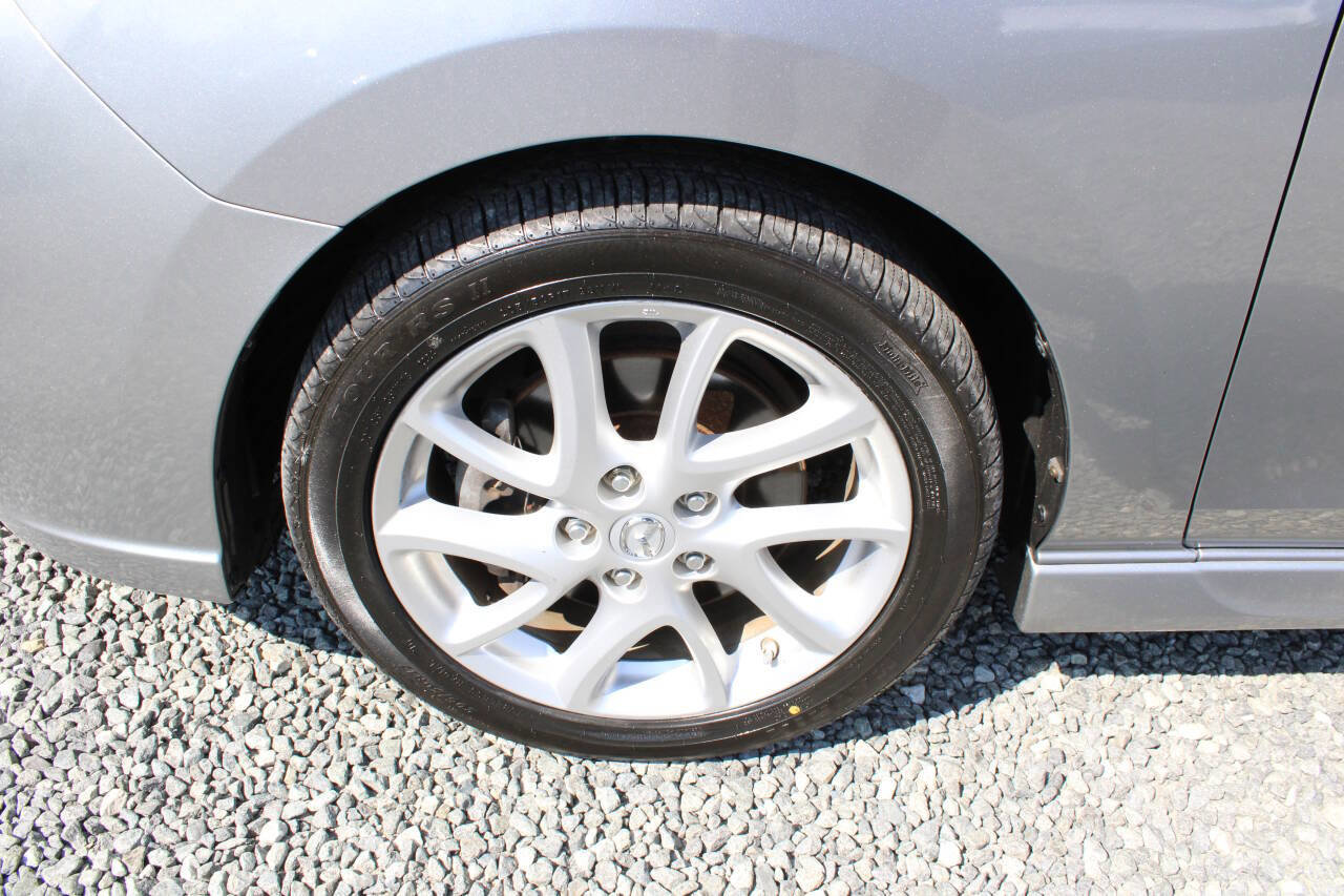 Used 2012 MAZDA MAZDA5 Touring w/ Moonroof & Audio Pkg image 23
