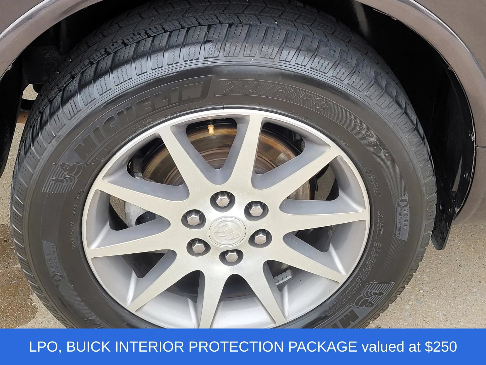 Used 2017 Buick Enclave Leather w/ Trailering Package FWD image 7