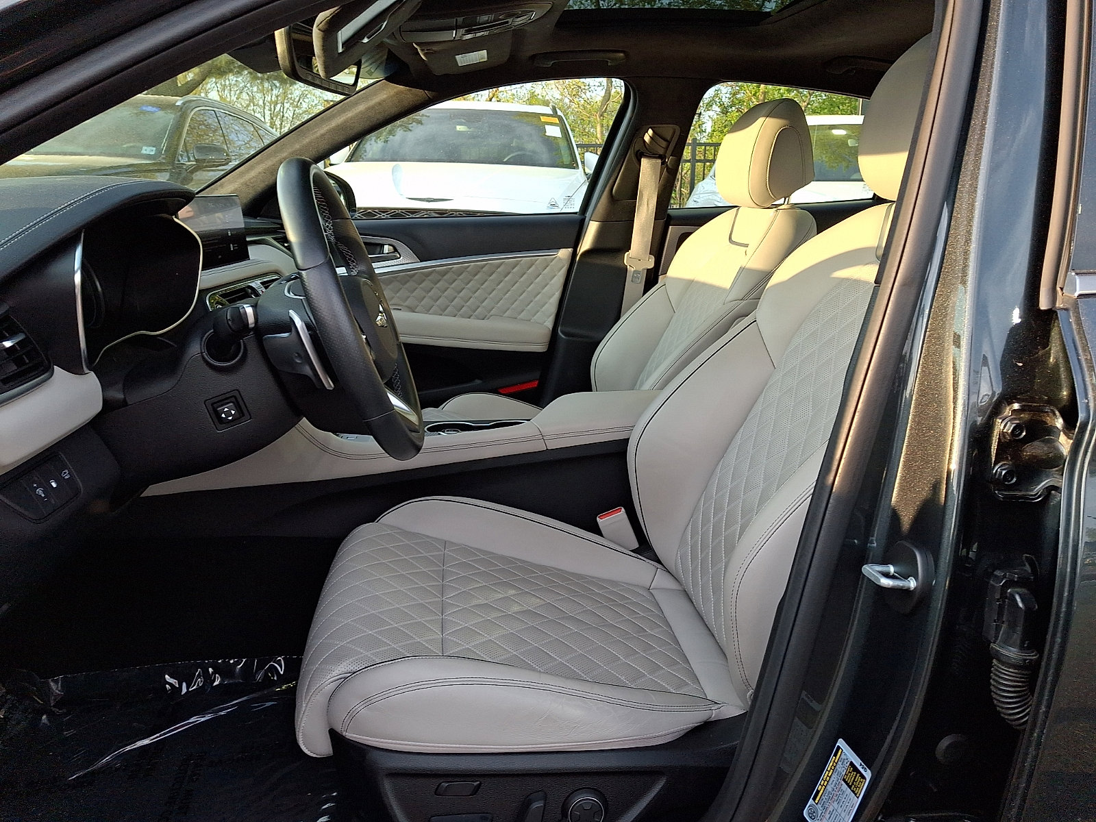 Certified 2023 Genesis G70 3.3T w/ Sport Prestige Package image 13