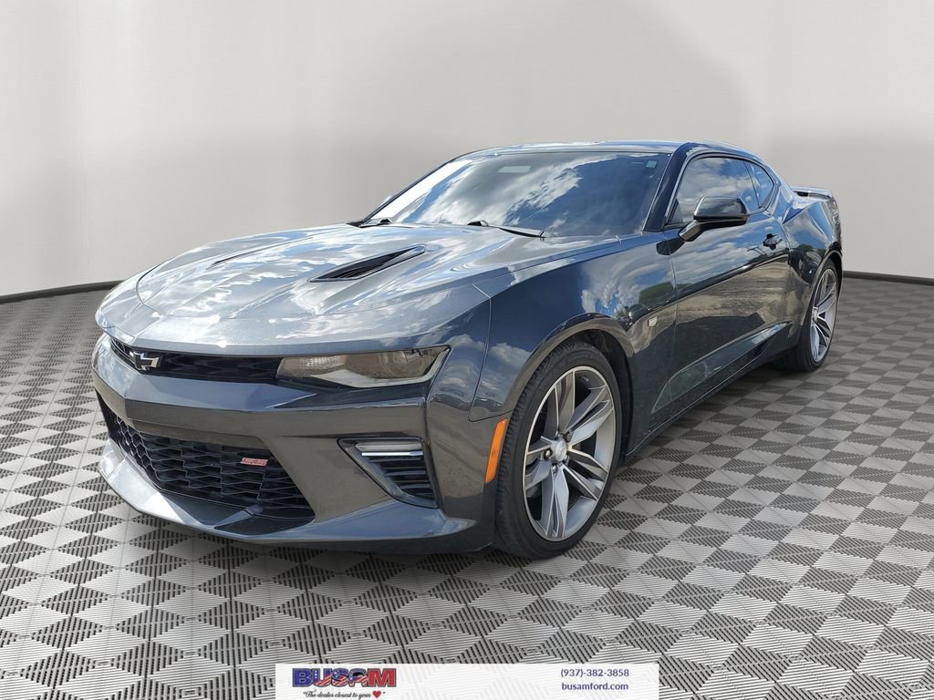 Used 2018 Chevrolet Camaro SS RWD image 2