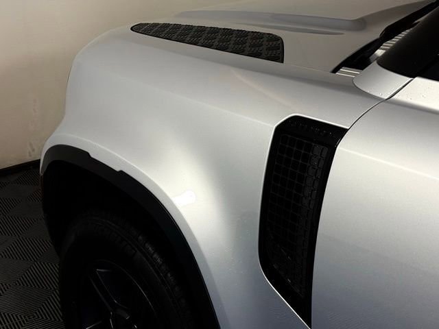 Certified 2023 Land Rover Defender 90 S image 12