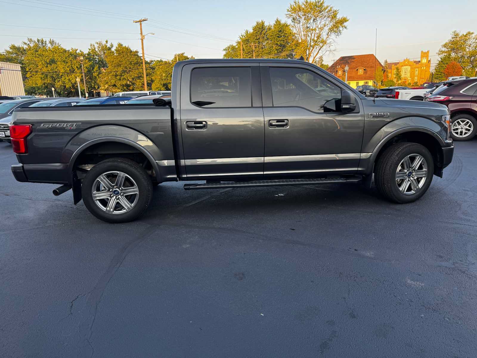 Used 2019 Ford F150 XLT w/ Equipment Group 302A Luxury AWD/4WD image 14