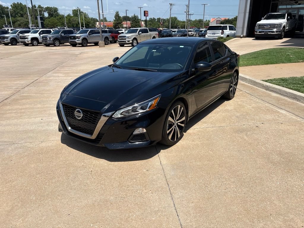 Used 2022 Nissan Altima 2.0 SR FWD image 5