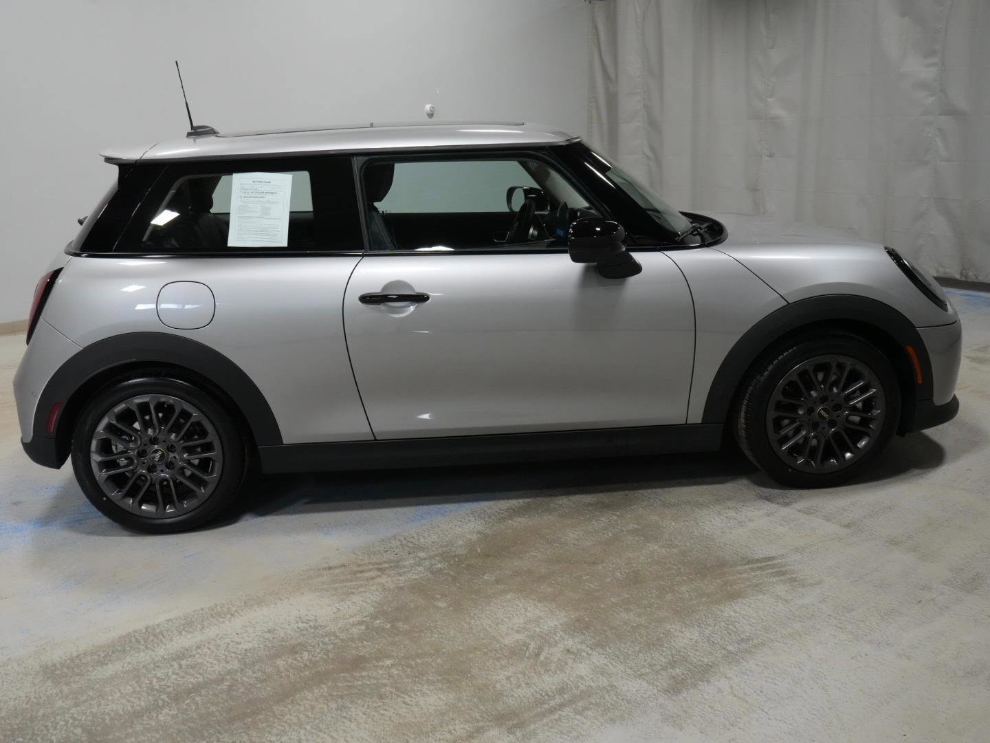 Certified 2025 MINI Cooper S image 18