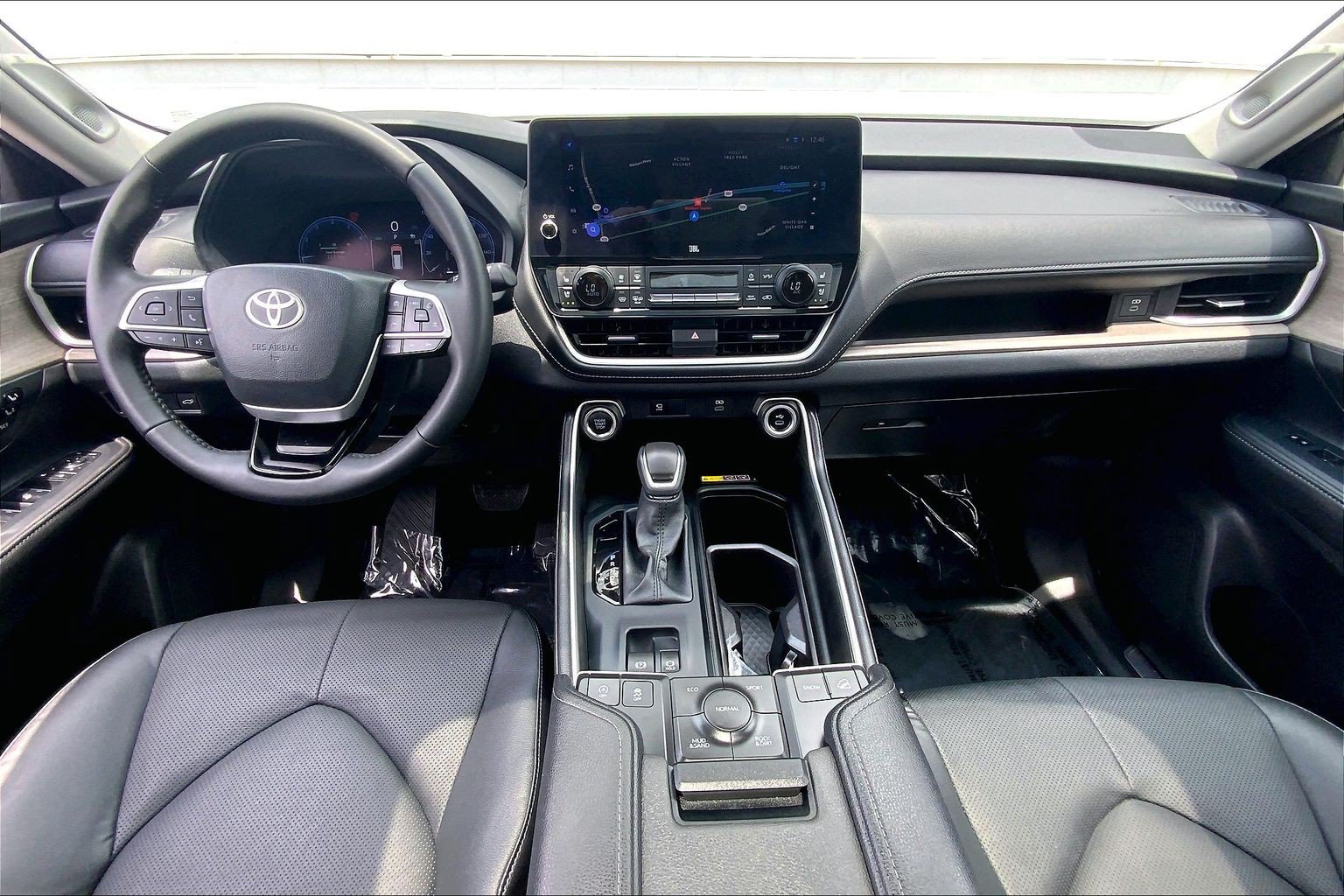 Used 2025 Toyota Grand Highlander AWD image 19