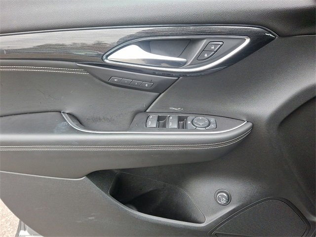 Used 2023 Buick Envision Essence image 12