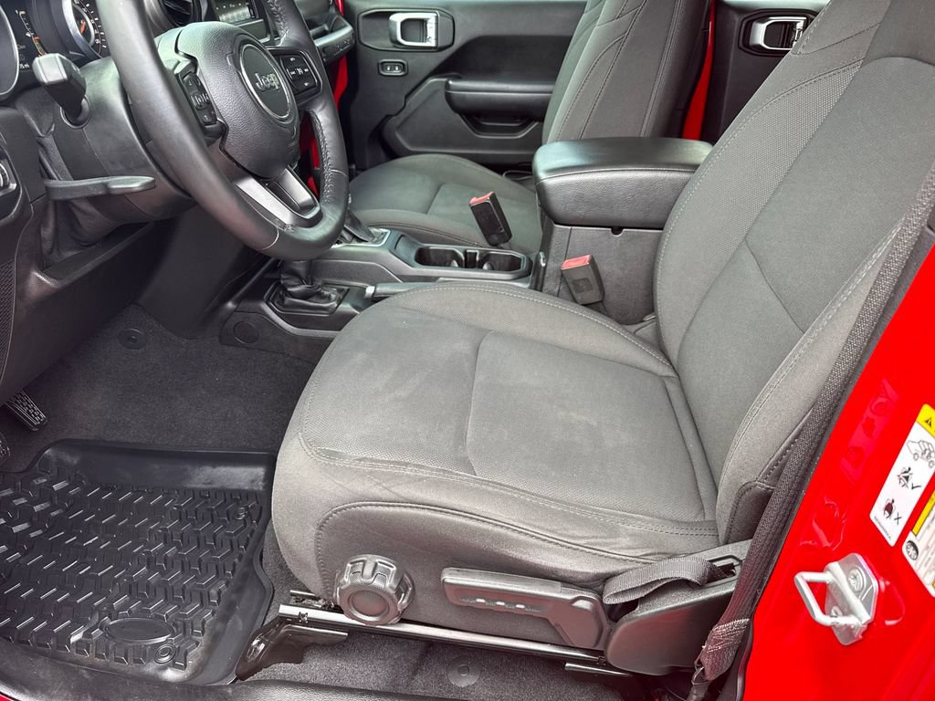 Used 2018 Jeep Wrangler Unlimited Sport S AWD/4WD image 9