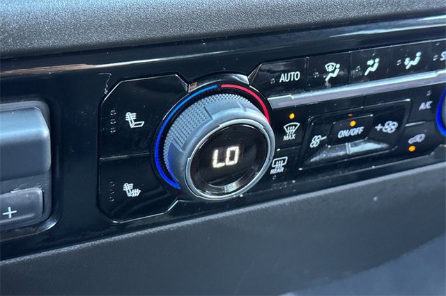 Used 2025 Chevrolet Silverado 1500 LT image 29