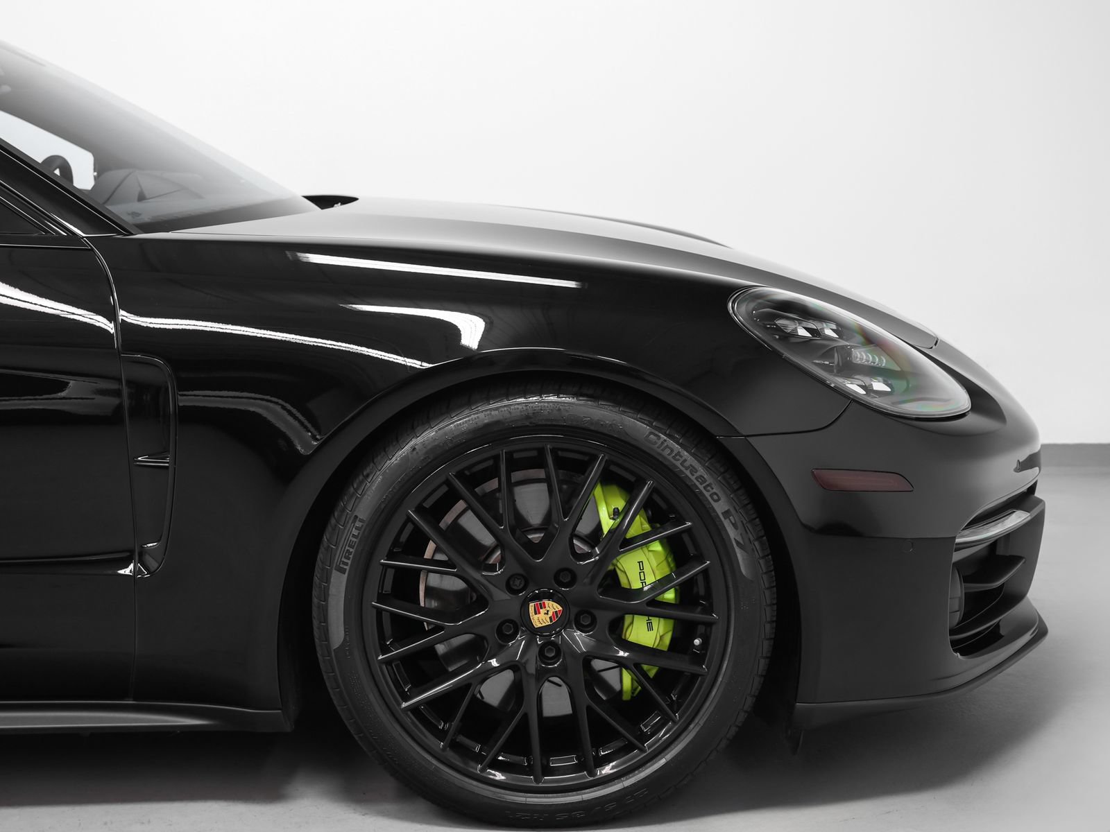 Certified 2023 Porsche Panamera AWD/4WD image 15