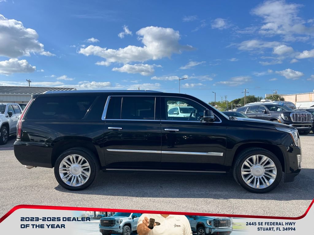 Used 2020 Cadillac Escalade ESV Platinum AWD/4WD image 8