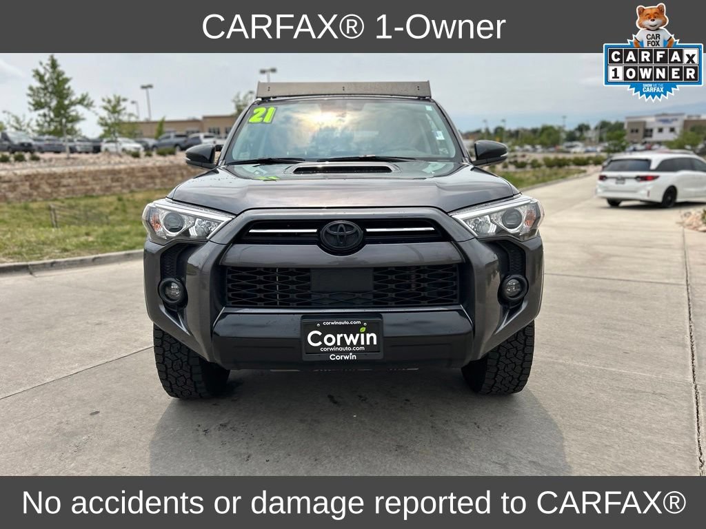Used 2021 Toyota 4Runner Venture w/ Moonroof Package AWD/4WD image 2