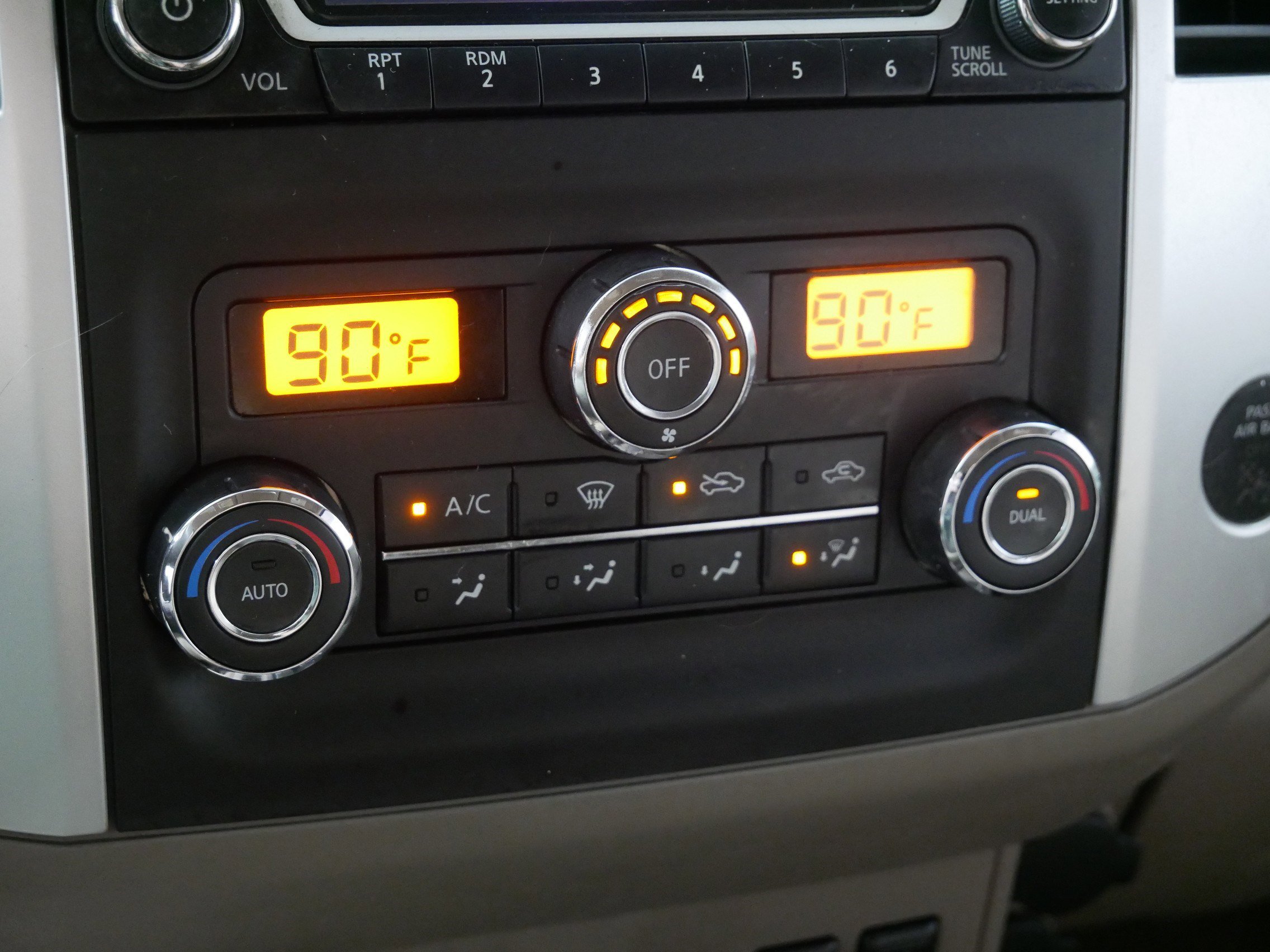 Used 2016 Nissan Frontier SV w/ SV Value Truck Package image 23