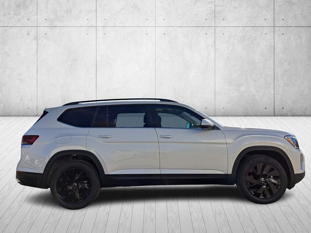 New 2026 Volkswagen Atlas SE image 4