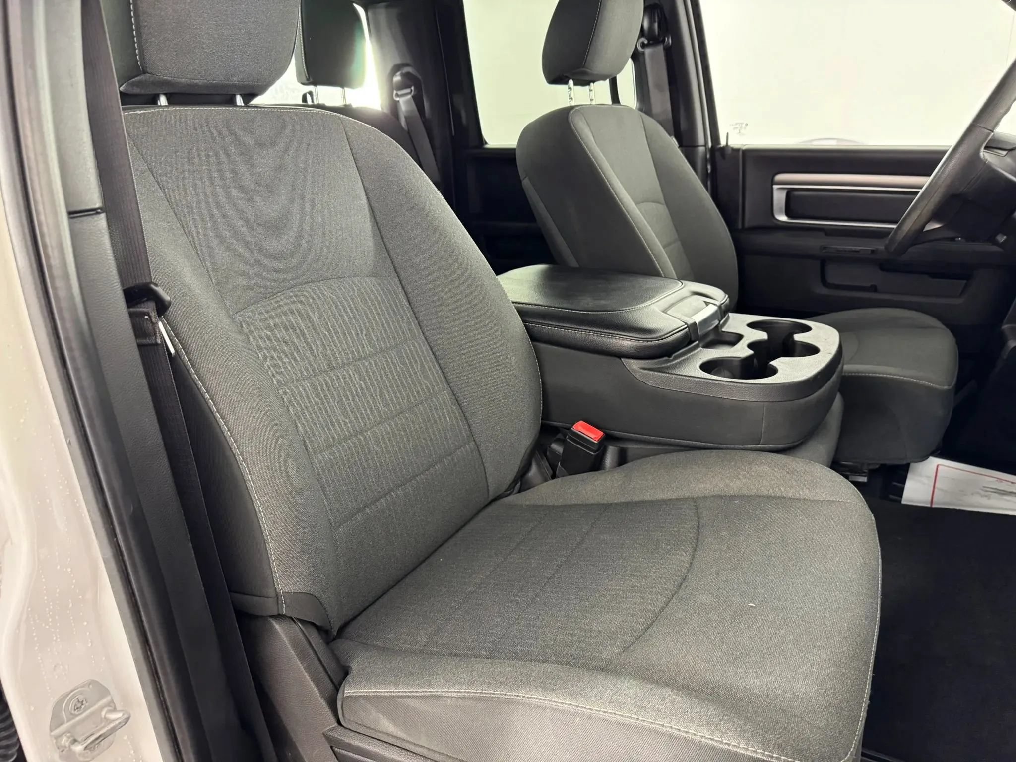 Used 2022 RAM 1500 Warlock AWD/4WD image 30