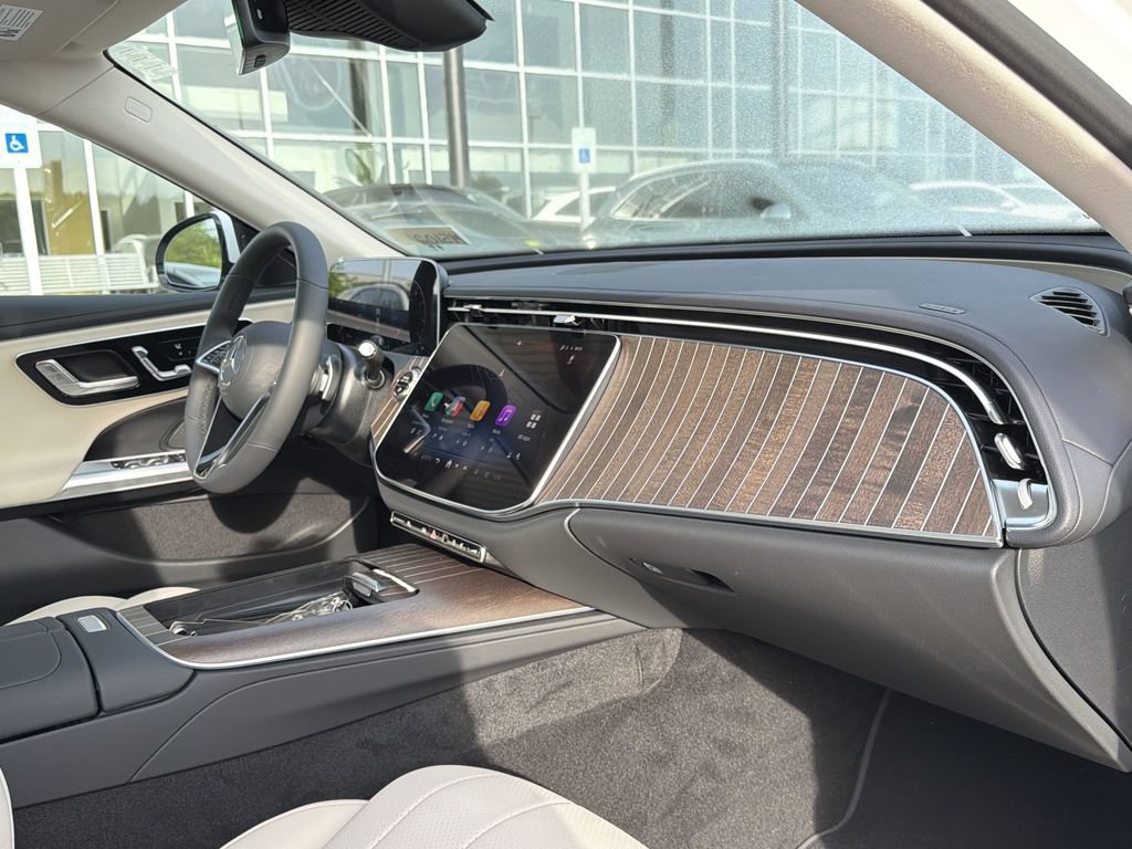 New 2026 Mercedes-Benz E 350 4MATIC Sedan image 19