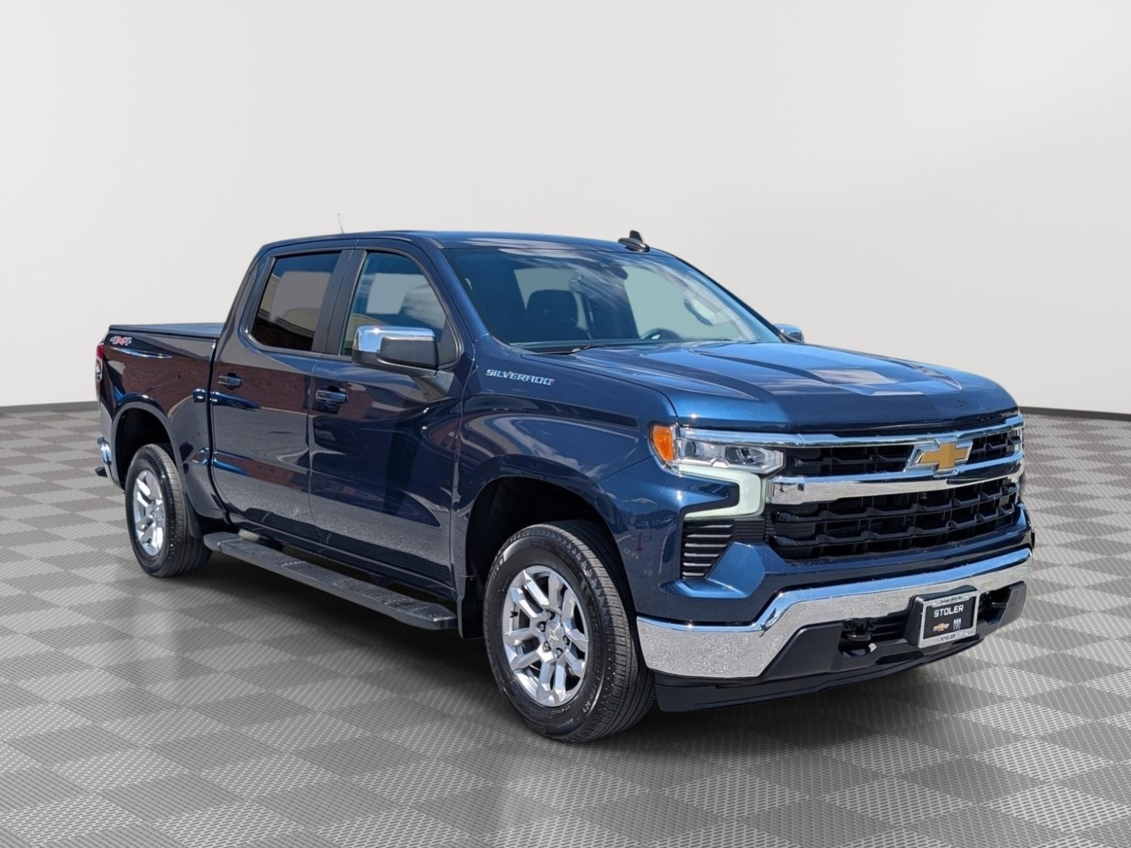 Used 2023 Chevrolet Silverado 1500 LT AWD/4WD image 7