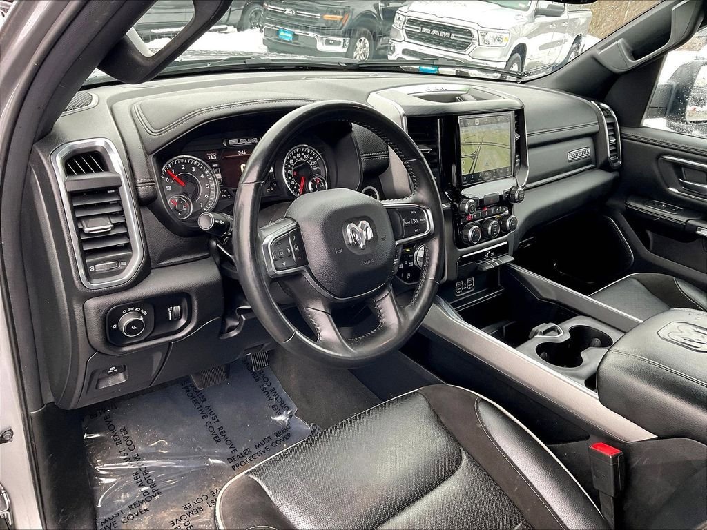 Used 2024 RAM 1500 Laramie AWD/4WD image 8