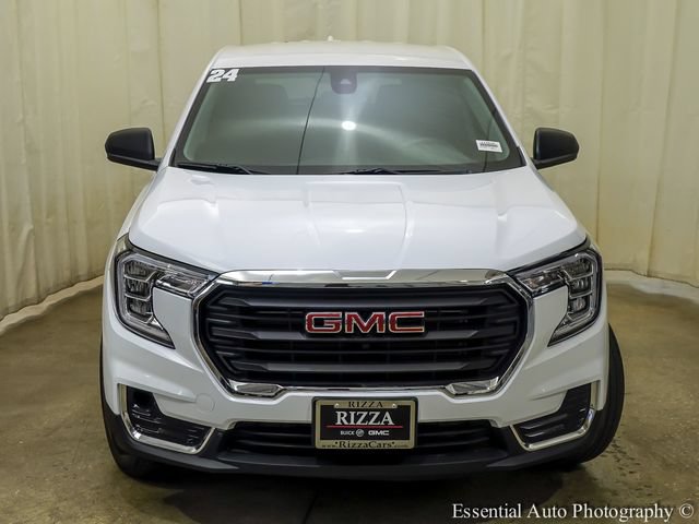 Used 2024 GMC Terrain SLE FWD image 7