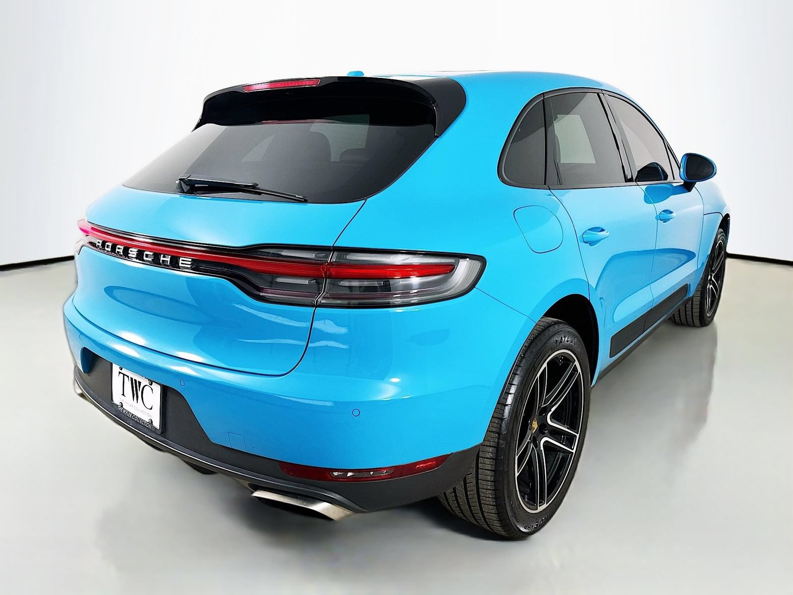 Used 2019 Porsche Macan AWD/4WD image 5