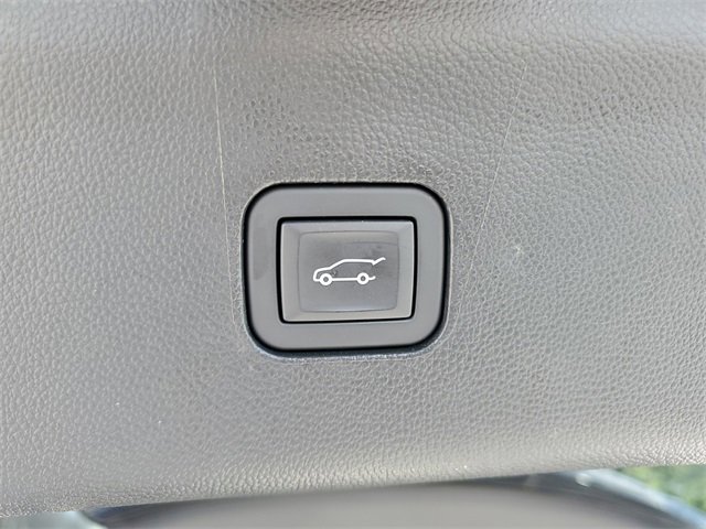 Used 2024 Buick Enclave Premium image 32