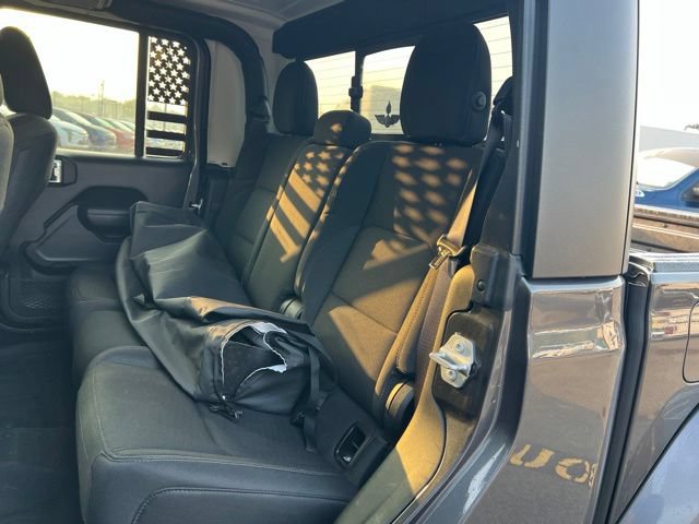 Used 2022 Jeep Gladiator Sport AWD/4WD image 13