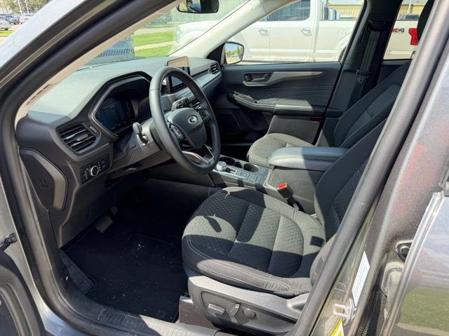 Used 2024 Ford Escape Active AWD/4WD image 16