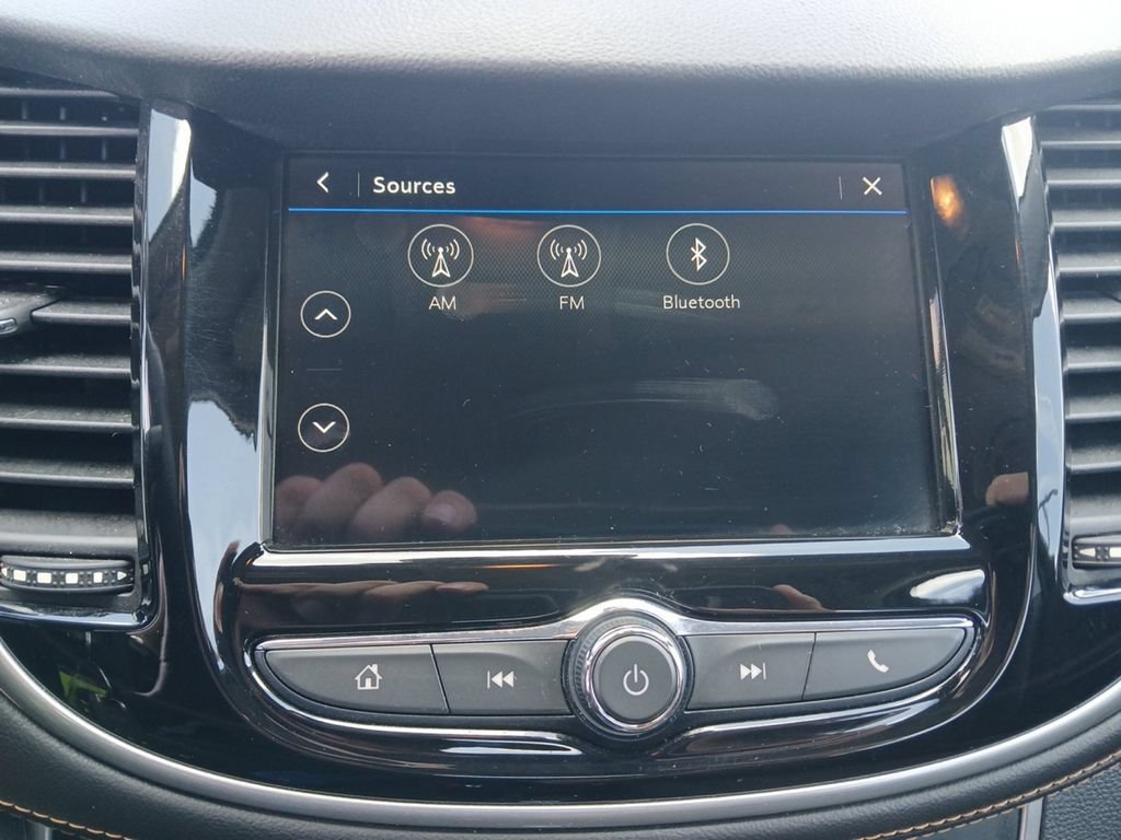 Used 2018 Chevrolet Trax LS FWD image 6