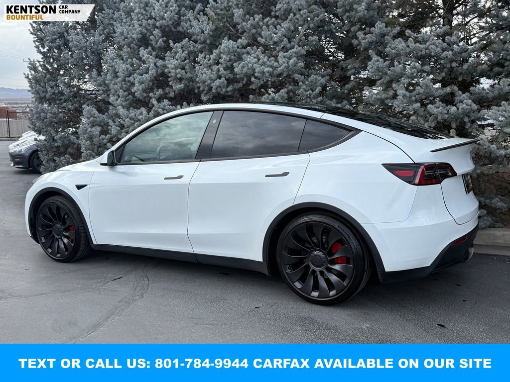 Used 2022 Tesla Model Y Performance image 5