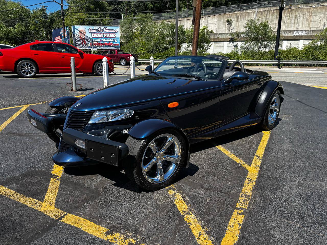 Used 2001 Chrysler Prowler RWD image 3