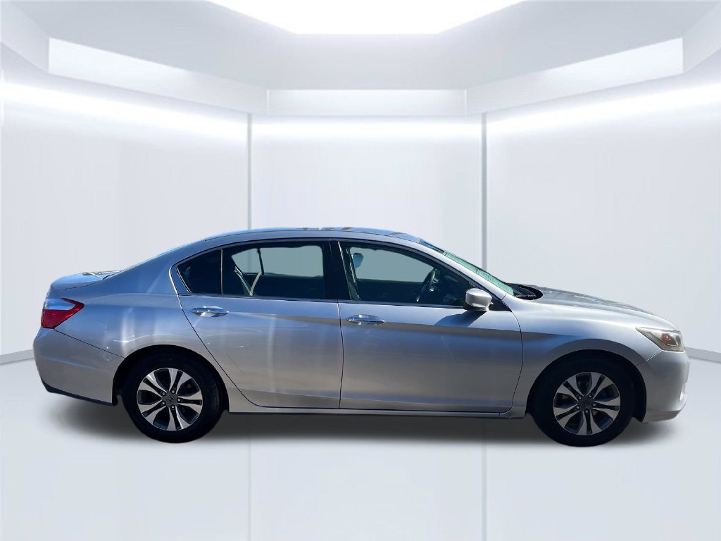 Used 2013 Honda Accord LX image 6