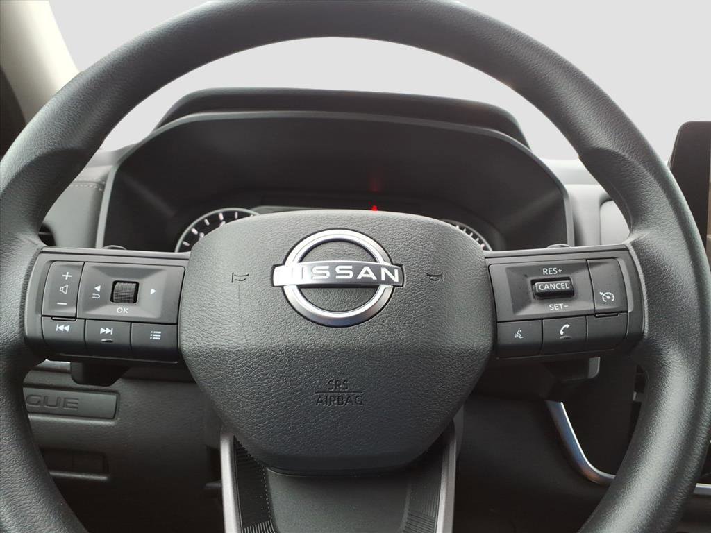 Certified 2025 Nissan Rogue S image 23