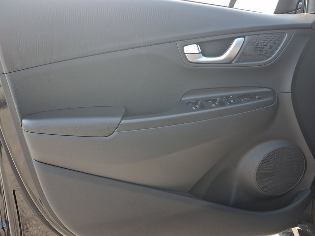 Certified 2023 Hyundai Kona SEL FWD image 12