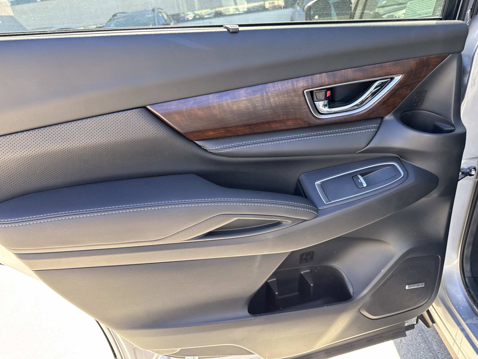 Certified 2025 Subaru Ascent Touring image 11