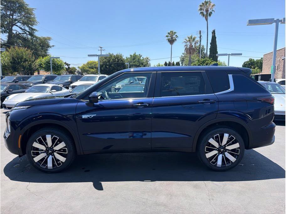 New 2026 Mitsubishi Outlander SE AWD/4WD image 8