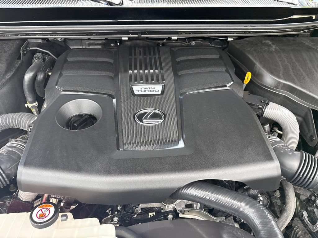 Certified 2025 Lexus GX 550 w/ Cold Area Package AWD/4WD image 11