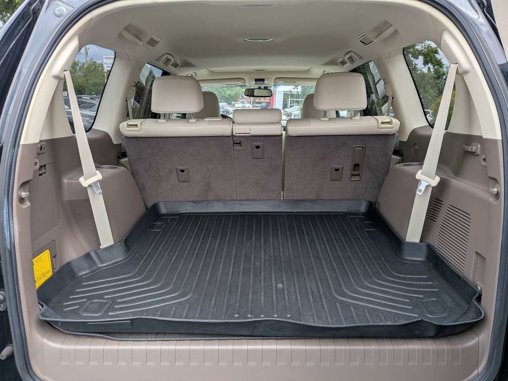 Used 2017 Lexus GX 460 Premium w/ Premium Package AWD/4WD image 14
