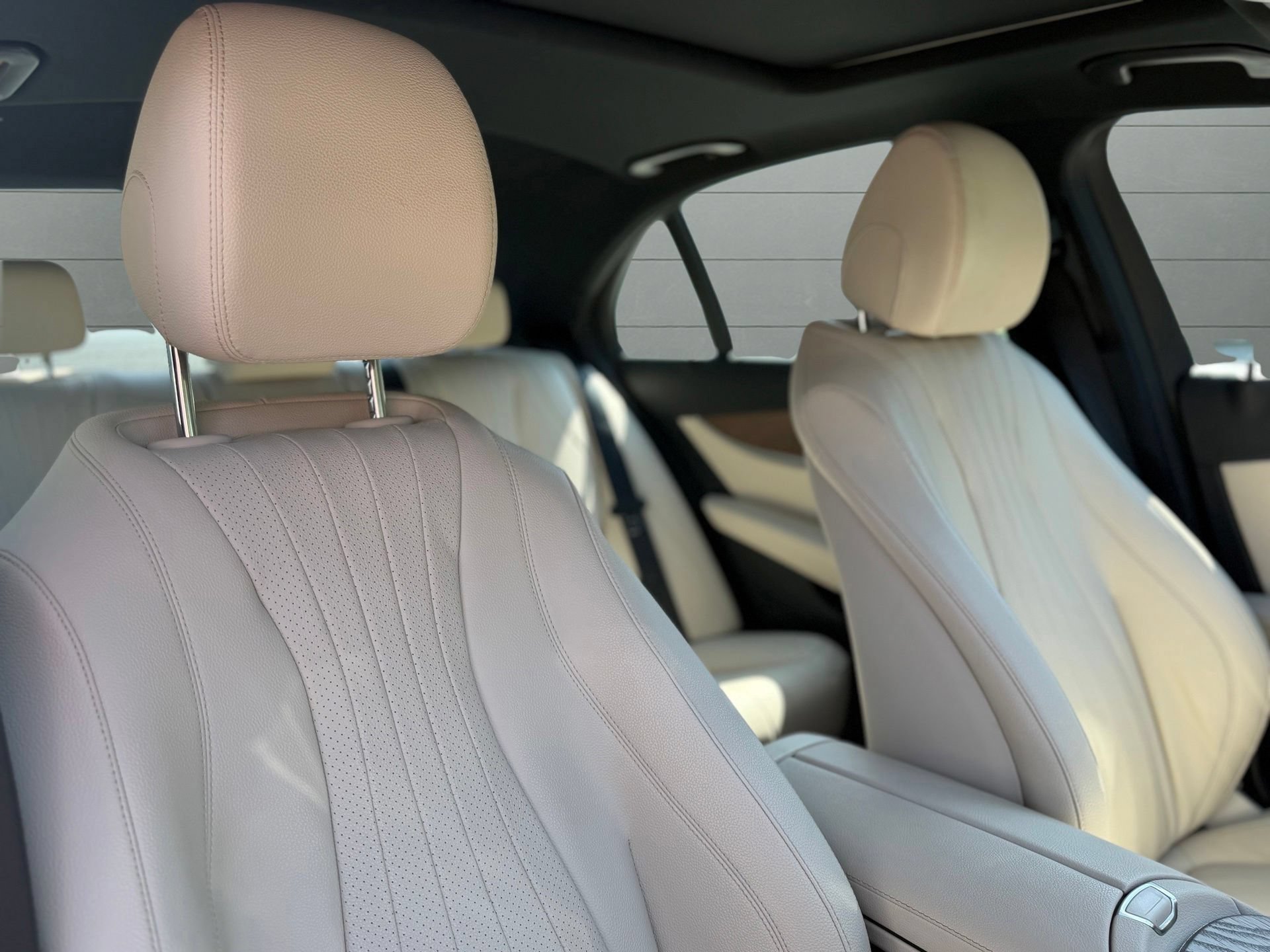 Used 2021 Mercedes-Benz E 350 Sedan image 31