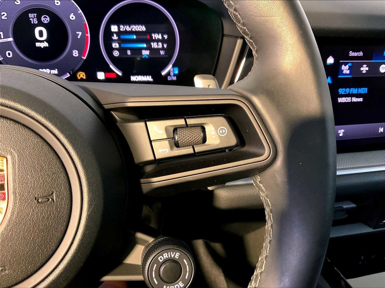 Certified 2024 Porsche Cayenne Coupe image 28