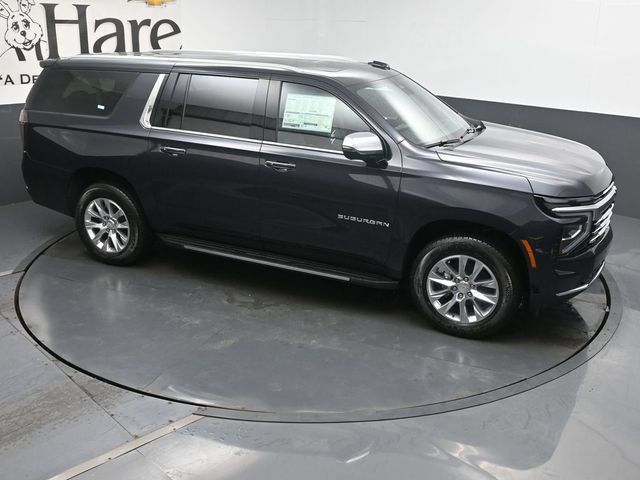 New 2026 Chevrolet Suburban Premier w/ Sun And Tow Package AWD/4WD image 17
