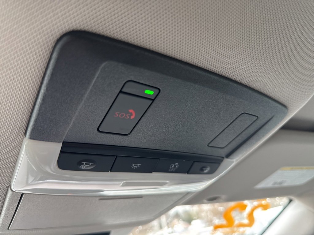 Used 2022 Nissan Rogue SV image 23