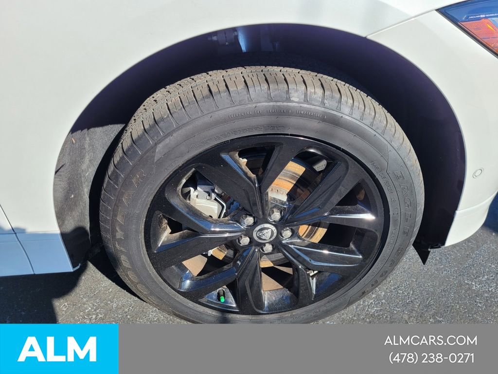 Used 2024 Jaguar I-PACE R-Dynamic HSE AWD/4WD image 16