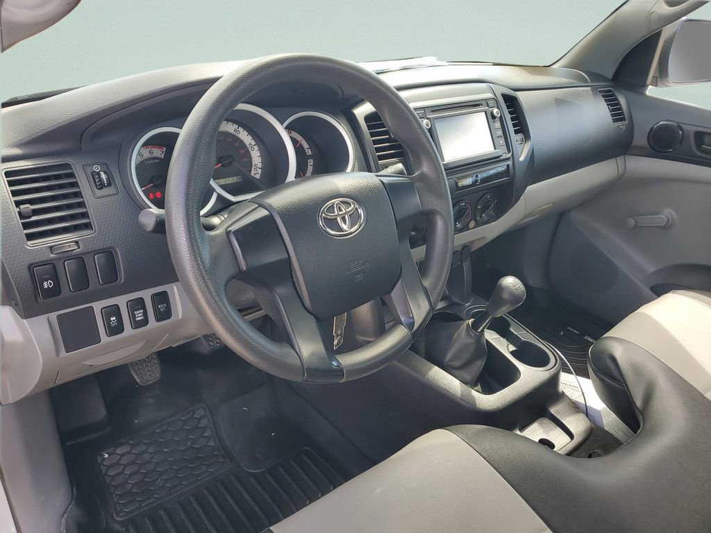 Used 2014 Toyota Tacoma 4x4 Regular Cab image 13