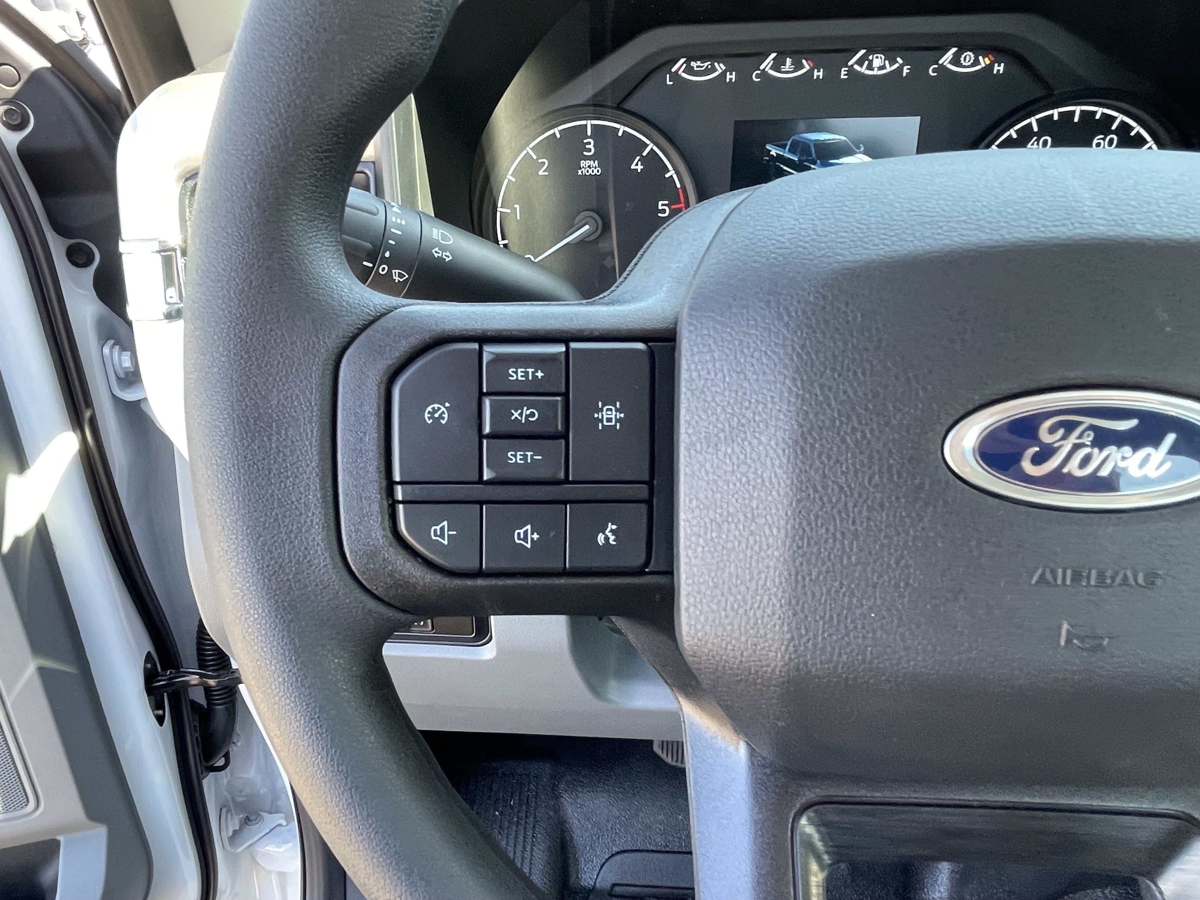 New 2026 Ford F550 2WD Regular Cab Super Duty image 15
